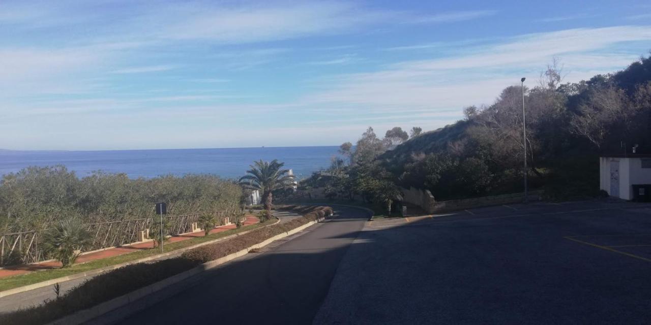 Residenza Anna Maria Apartamento Crotone Exterior foto