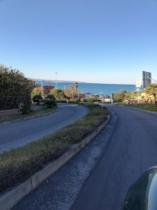 Residenza Anna Maria Apartamento Crotone Exterior foto